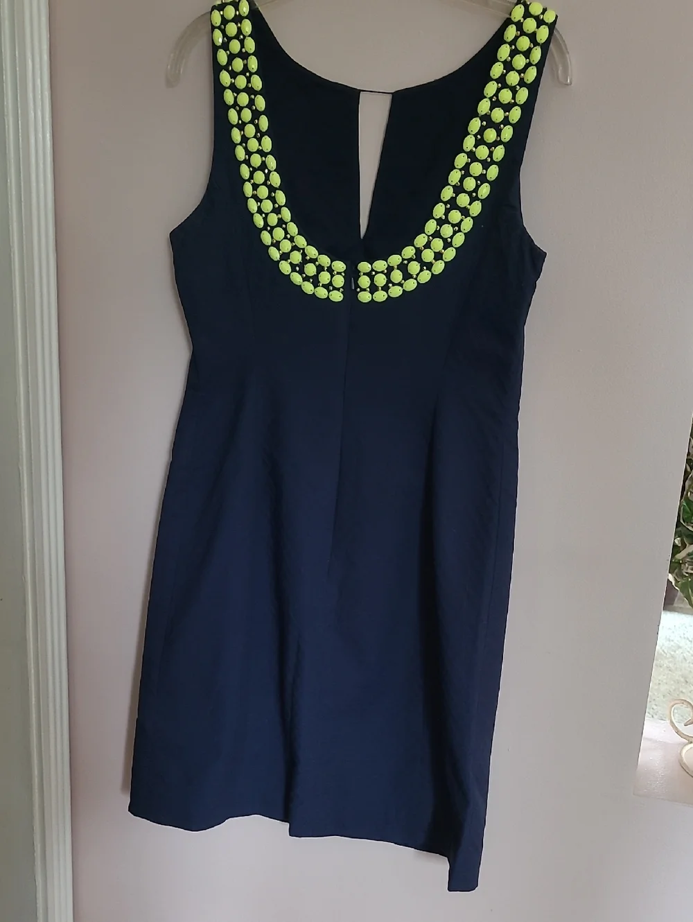 Lilly Pulitzer Navy Sleeveless Shift Dress with Yellow Beaded Neckline >like NEW - Picture 5 of 6